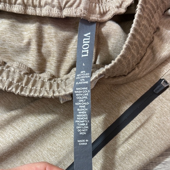 Vuori Men's Tan Jogger Pants Size Large - Picture 8 of 10